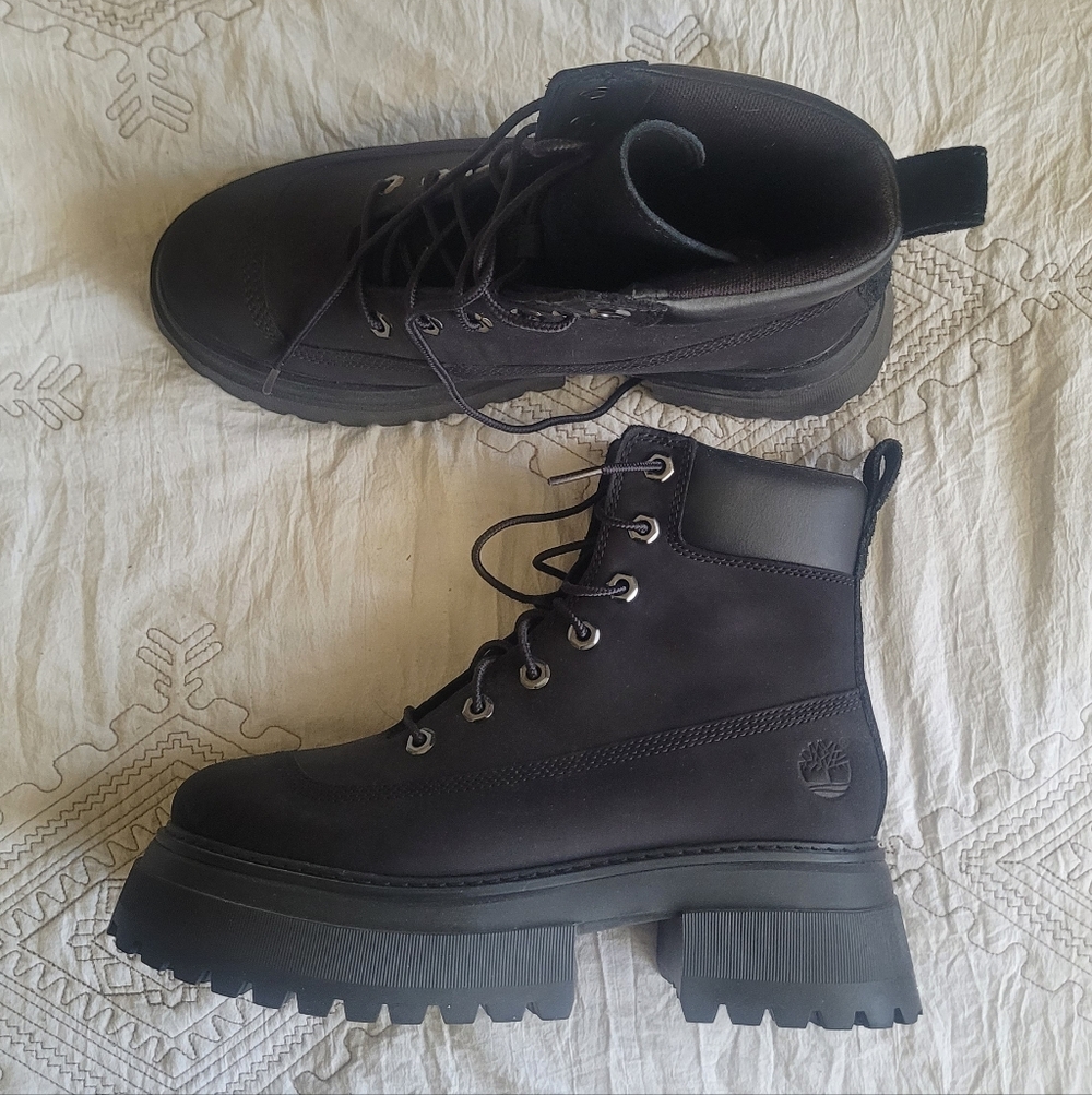Timberland Sky 6in Platform Boots In Black